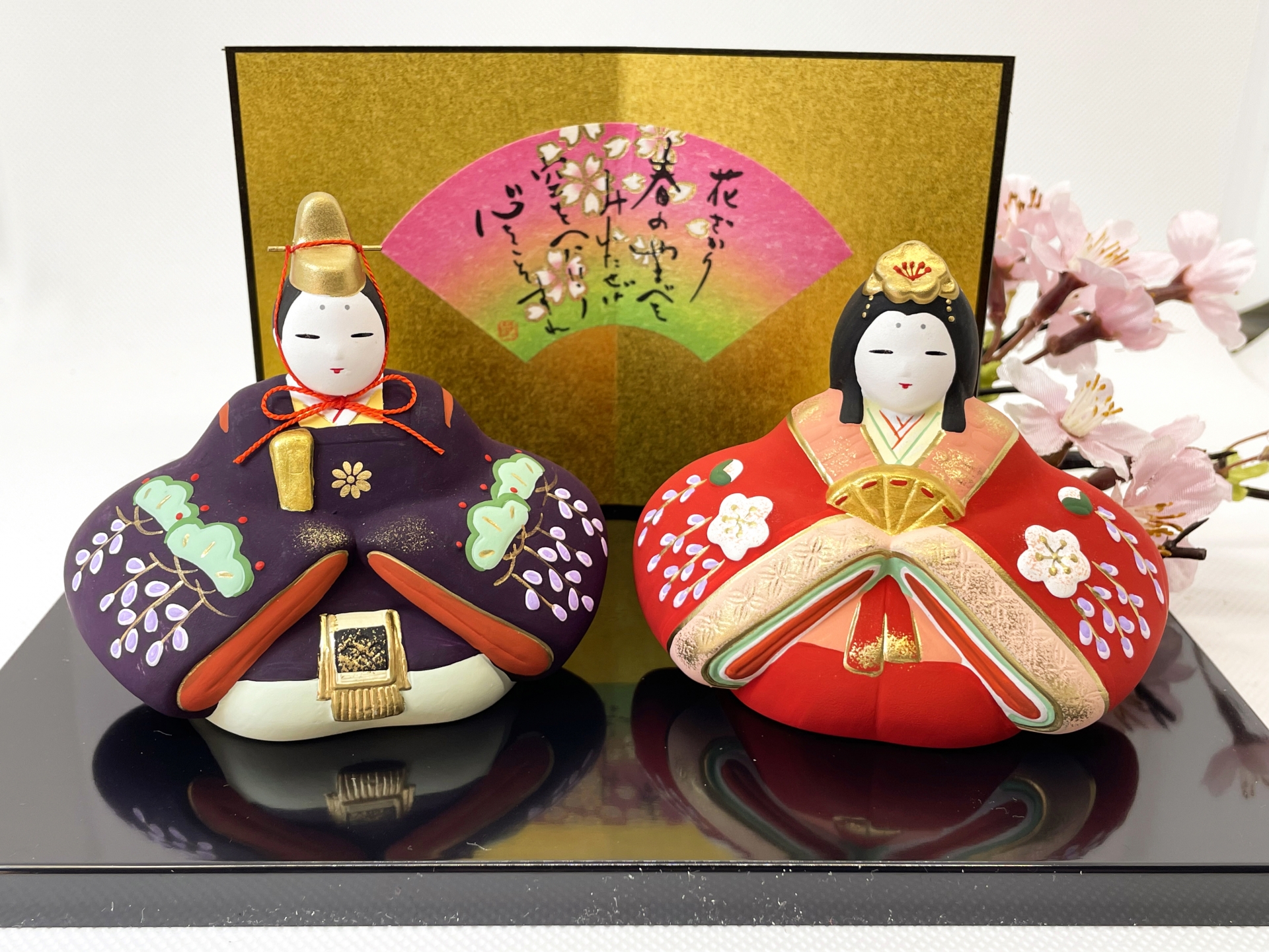 男雛と女雛の左右